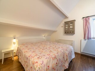 Farmhouse Maredret Features 33