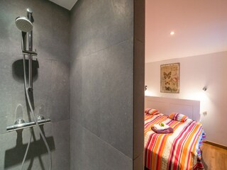 Farmhouse Maredret Features 34
