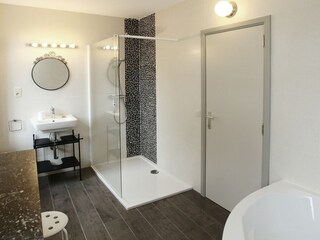 Type de propriété : Chalet Havelange Équipement 24