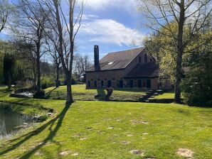 Cottage Luxurious Mansion in Néblon-le-Pierreux with Pool - Hamoir - image1