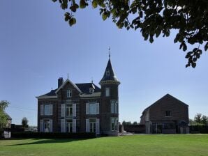 Castle Gemütliches Schloss in Thimister-Clermont mit Swimmingpool - Thimister-Clermont - image1