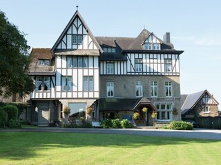 Château Theux Enregistrement extérieur 2