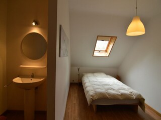 Apartamento Robertville Características 10