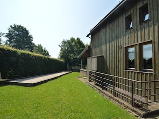 Chalet Robertville Outdoor Recording 3