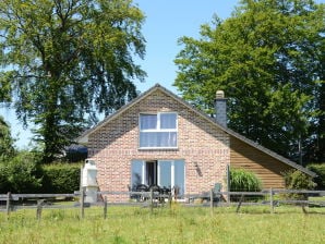 Geräumiges Ferienhaus mit eigenem Garten in Waimes - Robertville - image1