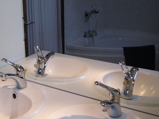 Holiday house Robertville Features 42