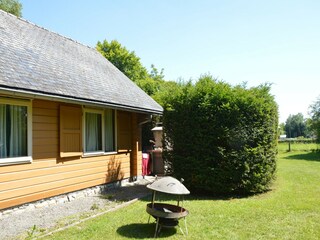 Chalet Robertville Outdoor Recording 6