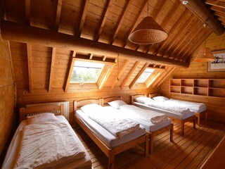 Chalet Robertville Features 25