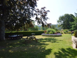 Grote villa in Stavelot met speel- en fitnessruimte en royale tuin - Stavelot - image1