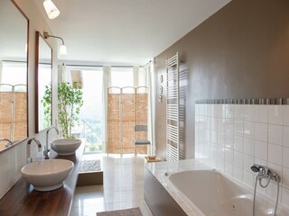 Villa Trois-Ponts Features 36