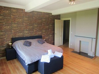 Castle Trois-Ponts Features 32