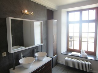 Castle Trois-Ponts Features 33