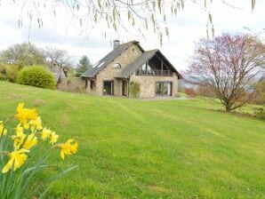 Maison de vacances cosy à Baneux avec vue sur la colline - Lierneux - image1