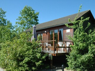 Chalet Somme-Leuze Outdoor Recording 6