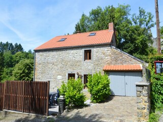 Vakantiehuis Maredret Buitenaudio-opname 4