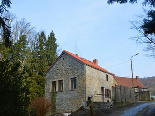 Maison de vacances Maredret Enregistrement extérieur 10