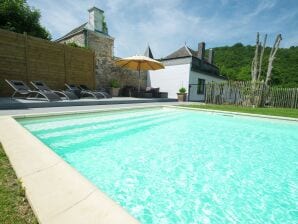 Cottage Stylish Mansion in Hastière with Swimming Pool - Hastière - image1