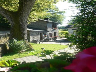 Holiday cottage Bièvre Outdoor Recording 2