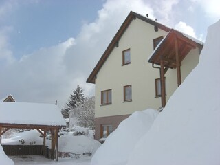Hausansicht straßenseits