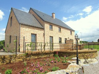 Ferienhaus Doische Außenaufnahme 11