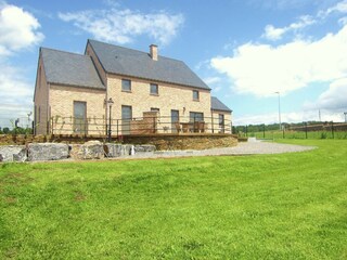 Ferienhaus Doische Außenaufnahme 10