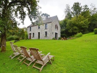 Vakantiehuis Chimay Buitenaudio-opname 8