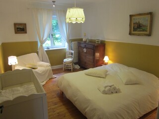 Castle Bastogne Features 29