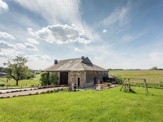 Farmhouse Houffalize Outdoor Recording 2