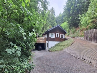 Chalet Manhay Outdoor Recording 3