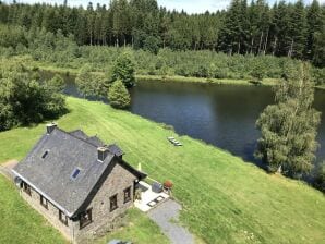 Vakantiehuis Huis in de natuur op een groot landgoed met privémeer - Paliseul - image1