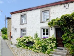 Vakantiehuis Zeer authentiek Ardense, geschakelde woning met tuin, bij Paliseul - Paliseul - image1