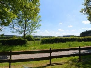 Holiday house Welcoming Cottage in Hatrival with Terrace - Saint-Hubert - image1