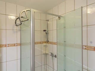 Holiday cottage Tellin Features 21