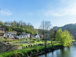 Maison de vacances Tellin Environnement 26