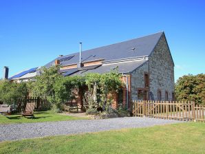 Ferme spacieuse avec terrasse à Wellin - Daverdisse - image1