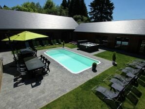 Royale villa in Manhay met verwarmd buitenzwembad en sauna - Manhay - image1