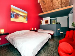 Villa Manhay Features 22