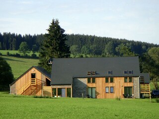 Villa Manhay Buitenaudio-opname 3
