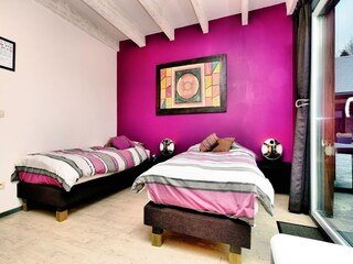 Villa Manhay Características 23