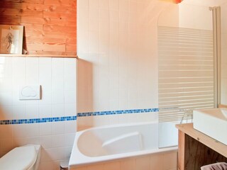 Villa Manhay Features 25