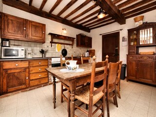 Farmhouse Tenneville Features 20