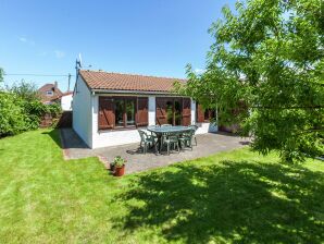 Holiday house Gemütliches Ferienhaus mit eigenem Garten am Meer in Bredene - Bredene - image1