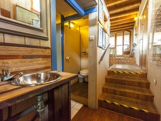 House boat Ieper Features 20