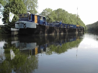 House boat Ieper Outdoor Recording 7
