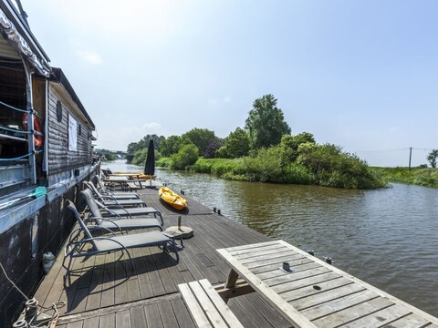 Bateau-maison Escapade en bateau près du lac