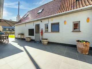 Farmhouse Veurne Outdoor Recording 8
