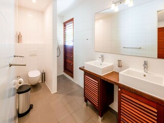 Villa Jan Thiel Features 16