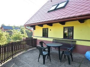 Holiday house Authentic holiday home with garden near Trutnov - Rtyne v Podkrkonosi - image1