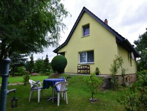 Holiday house Gemütliches Ferienhaus in Brandenburg in Waldnähe 
Grundstück zur Alleinnutzung -Eingezäunt - Schmogrow - image1