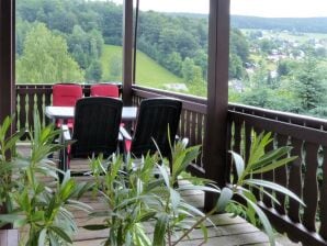 Apartment Gemütliche Ferienwohnung im Erzgebirge mit Balkon - Oberes Erzgebirge - image1